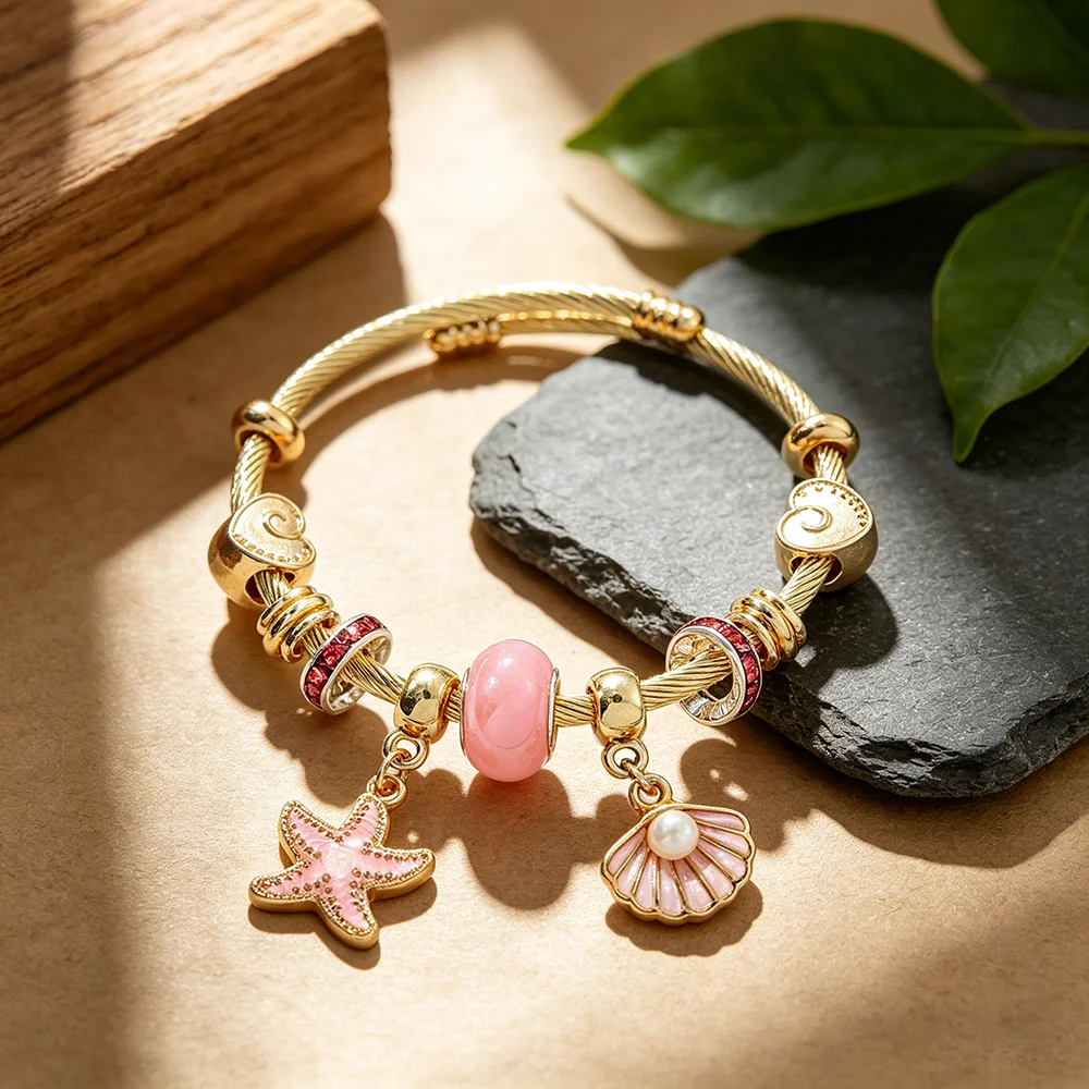Golden Beaded Bracelet with Rhinestone Shell Starfish Pendant High Quality Closure Bangles for Women Jewelry Accessory