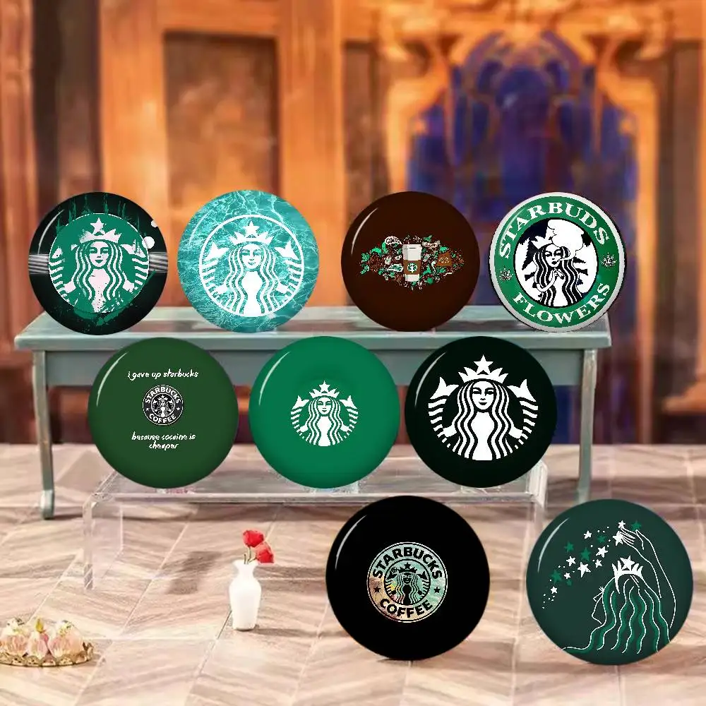 Coole S-Starbucks LOGO Foto-Broschen, kreative runde Anstecknadeln, Geschenk-Pins, 32/44/58 mm