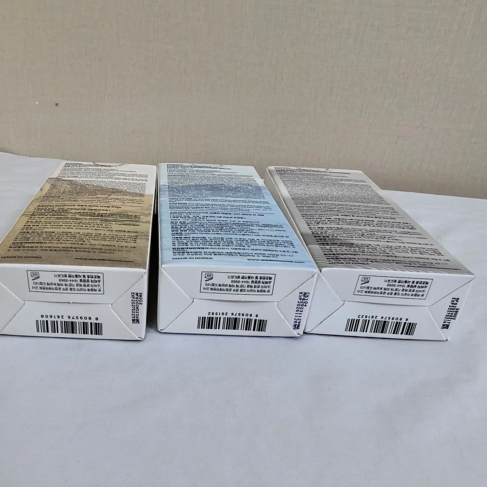 Skin1004 Ácido Hialurónico AIR-FIT SUNCREAM Protector Solar LUZ Protector Solar Facial Protector Solar Corporal SPFSO+ PA++++ 50ml