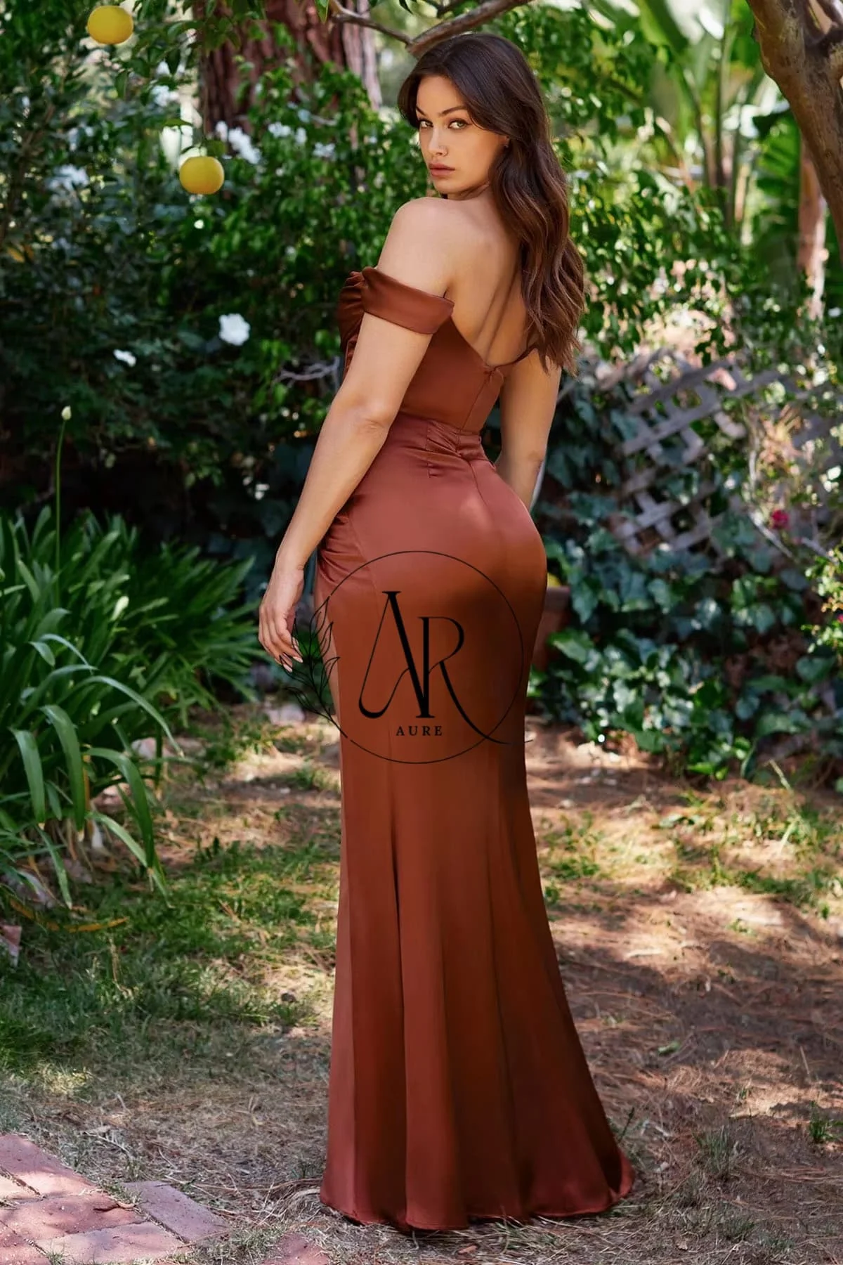 Aure Customized Off Shoulder Bridesmaid Dress Sweetheart Evening Prom Dress High Split Satin Spaghetti Backless Club Wear Grown