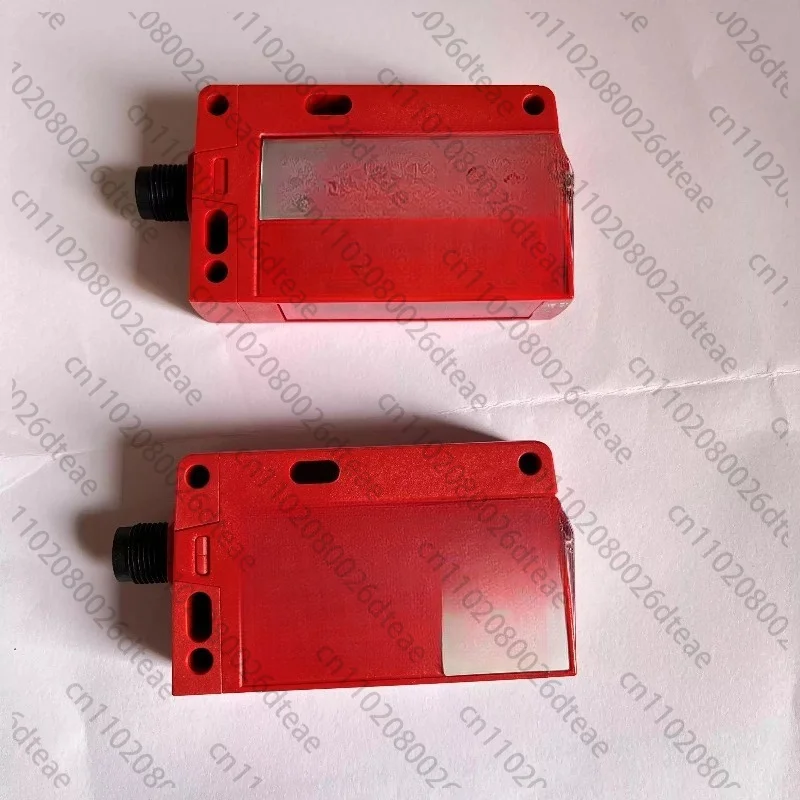 SLS46C 40.K28 M12 SLE46C 40.K2 4P M12 Safety Grating Sensor 1PCS Industrial Safety Sensing Accessory