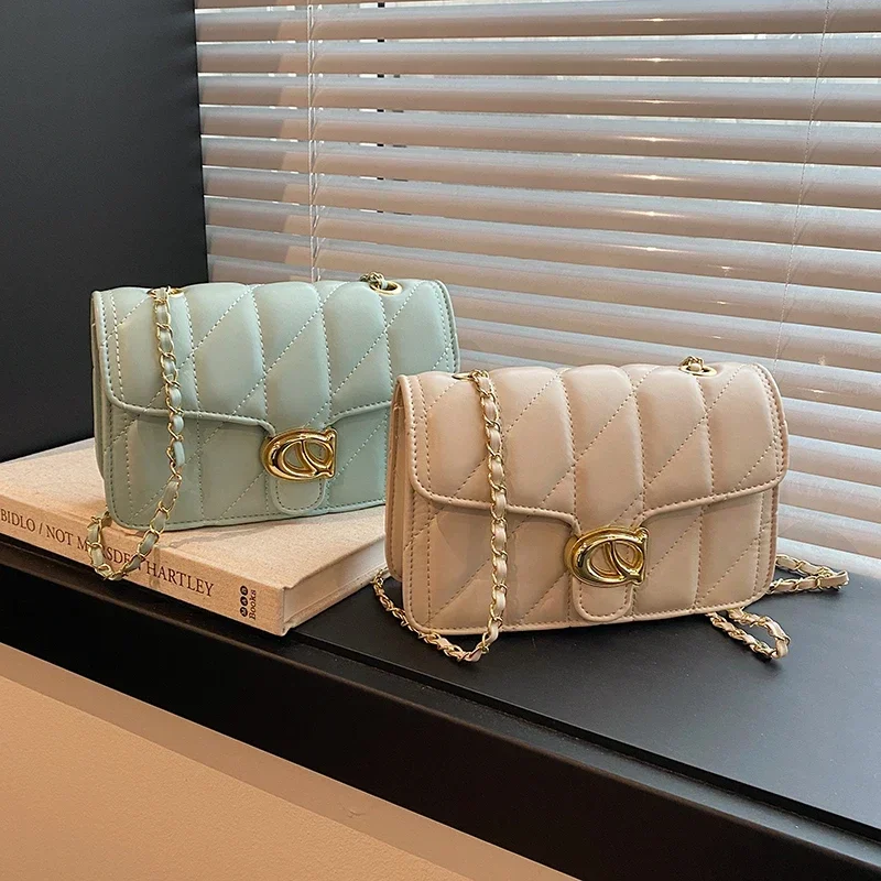 

Graceful Women's Messenger Bag with Velvet Leather Classic Monaco Neat Lightweight Commuter Daily Design