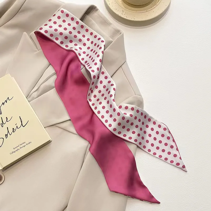 Variant: Polka dot rose red