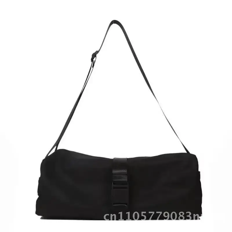 Variant:   large black