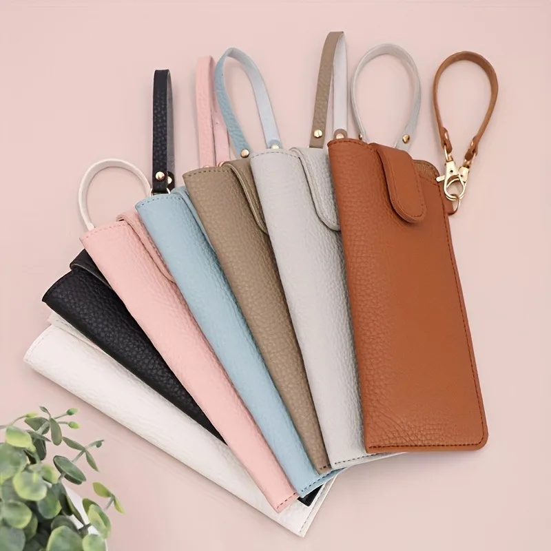 A Glasses Storage Pouch, Crafted From PU Material, It'S Compact And Can Be Attached To A Bag, Perfect For Keeping Glasses Safe