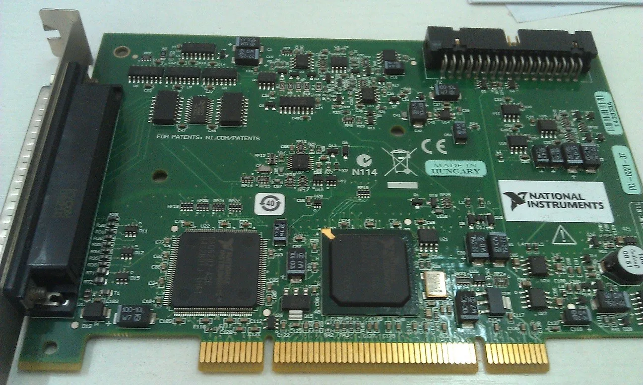 New US NI PCI-6221 (37-PIN) 779418-01