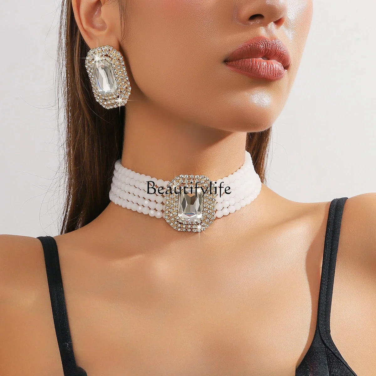 

European and American luxury multi-layer crystal glass geometric large rectangular chain fashion stud earrings