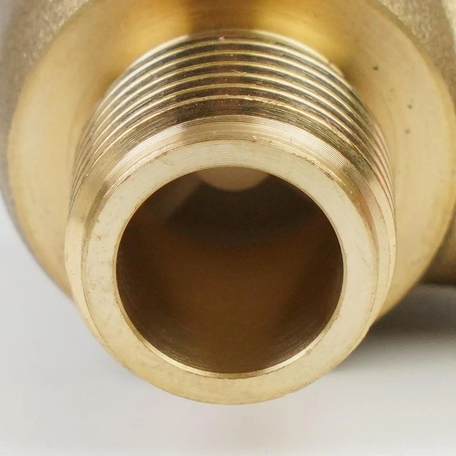 

Copper RV Vacuum Breaker Check Valve Easy to Install Backflow Preventer Replacement Part for B&b Model 571