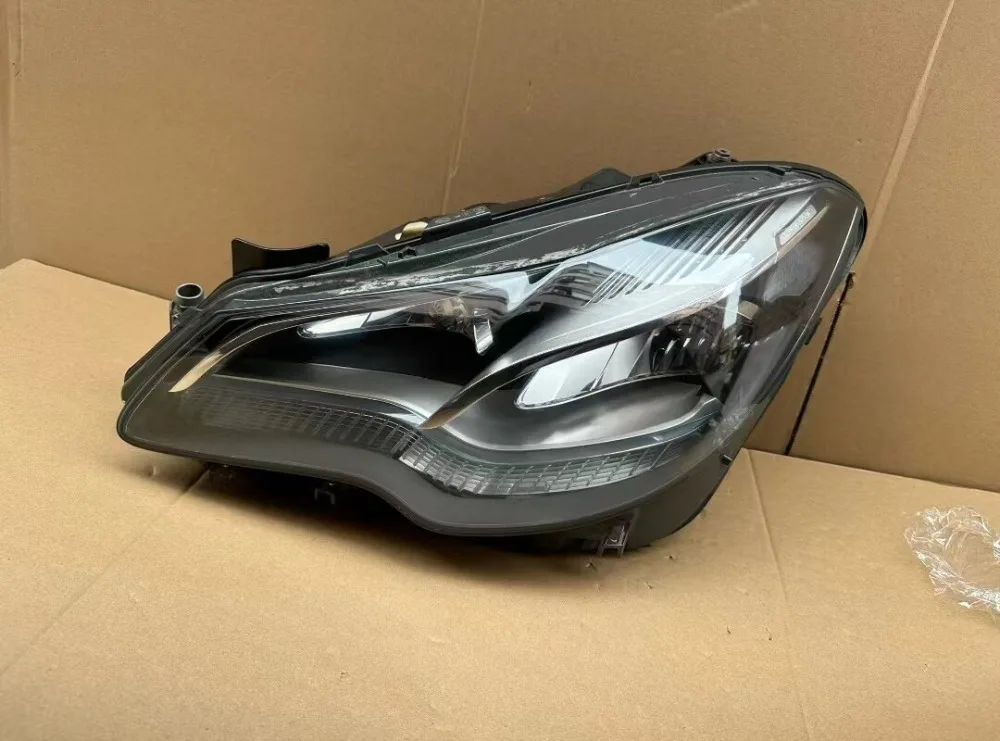 W207 E Class 2014-2015 Front Headlight Assembly Auto Lighting System OEM 2078207961 2078208061