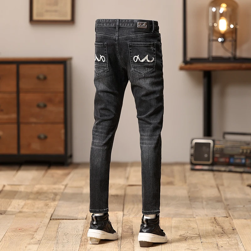 Newly Designer Fashion Men Jeans High Quality Retro Blue Stretch Slim Fit Vintage Jeans Men Embroidery Pocket Casual Denim Pants