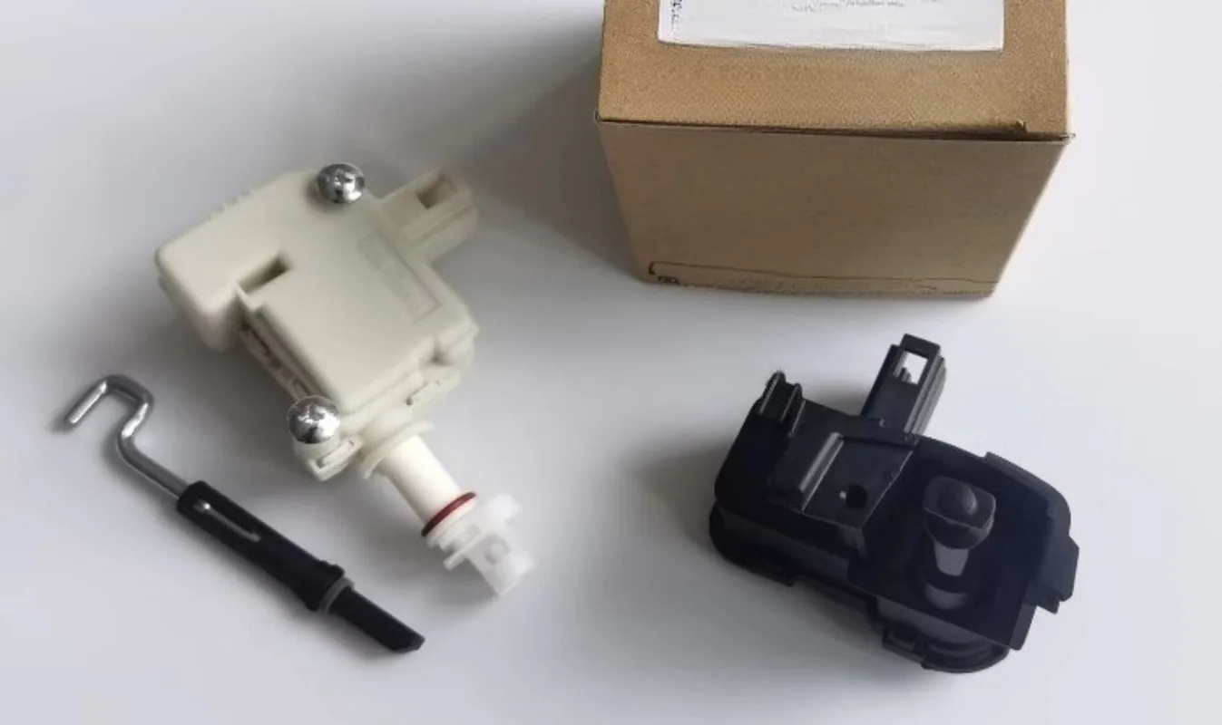 

Fuel Tank Door Lock Motor Cover Actuator for Touareg Cayenne