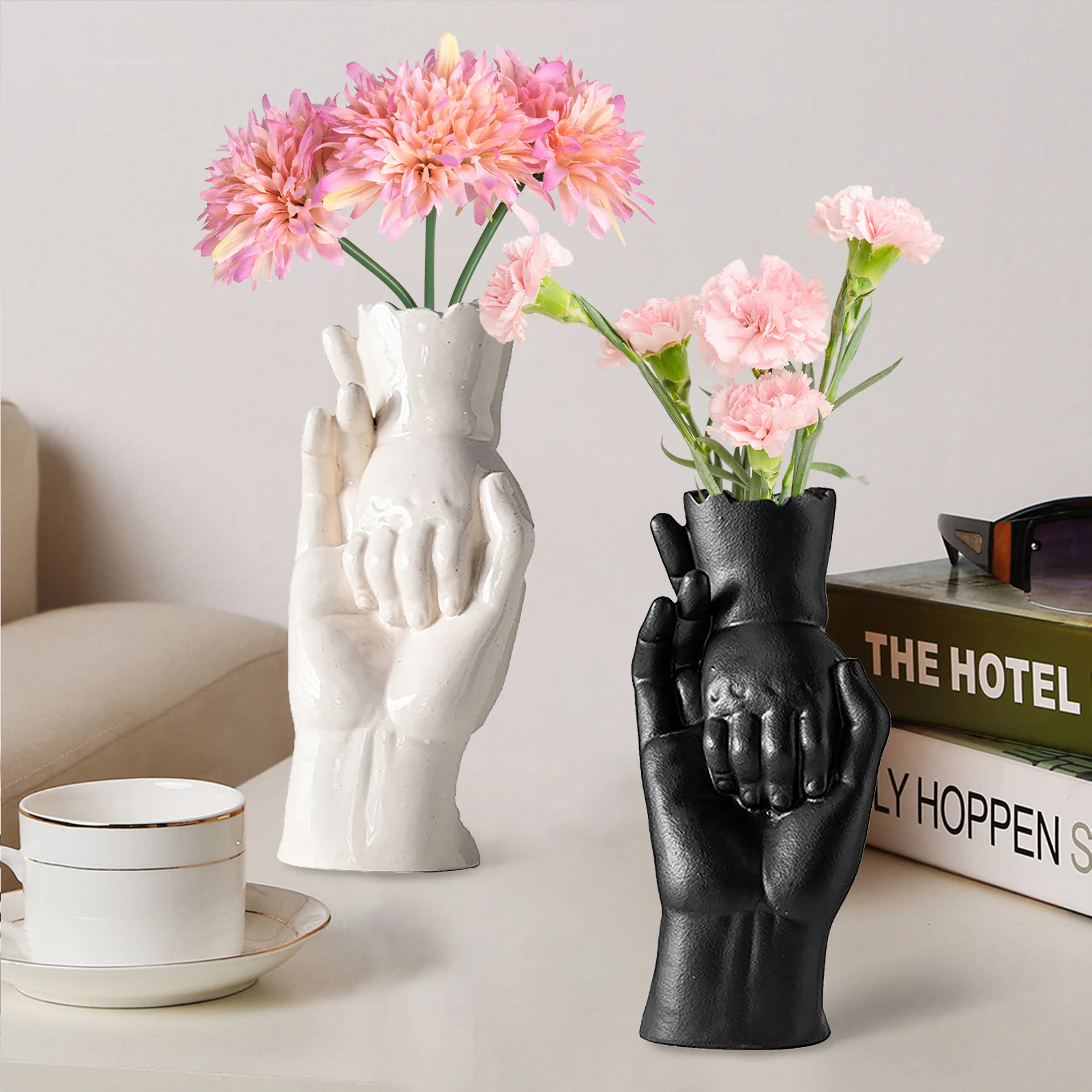 

Unique Hand-in-Hand Ceramic Vases with Mother Love Symbolism, for Fresh Flowers and Hydroponics, Home Decorative Vase