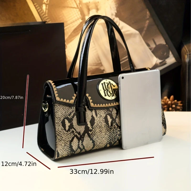 New 2023 new bright leather with middle-aged mother pillow bag high fashion high-volume hand-held messenger bag trend