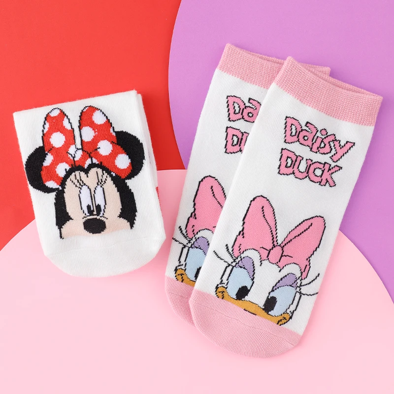 5 Pairs of Disney Sweet and Cute Minnie Mouse and Daisy Duck Cartoon Printed Cotton Medium Socks for Women Sweet Casual Socks view 6