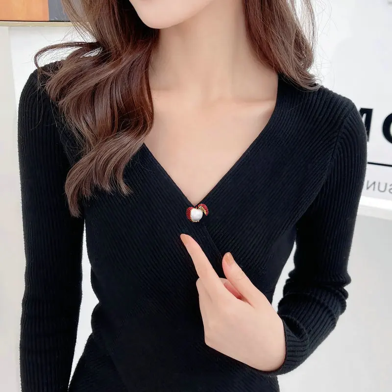 Creative Design Fruit Lychee Small Brooch Multi-purpose Cardigan Anti-exposure Shawl Scarf Buckle