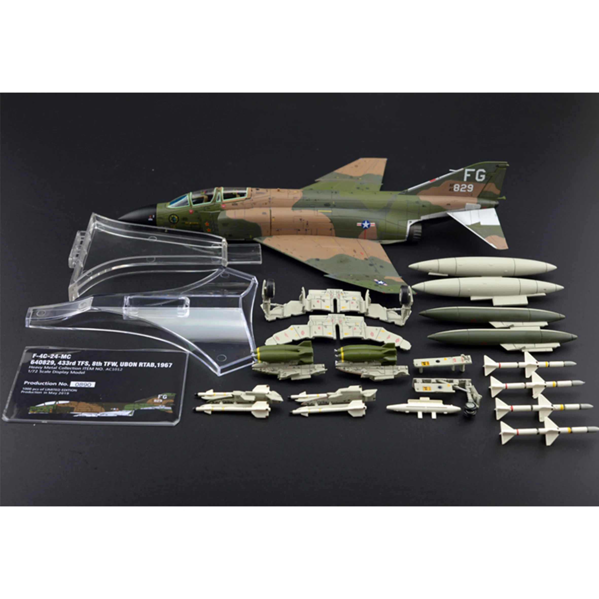 1: 72 AC1012 F-4C Fighter Model 640829 433rd TFS 8th TFW UBON RTAB 1967 Alloy Collection Model