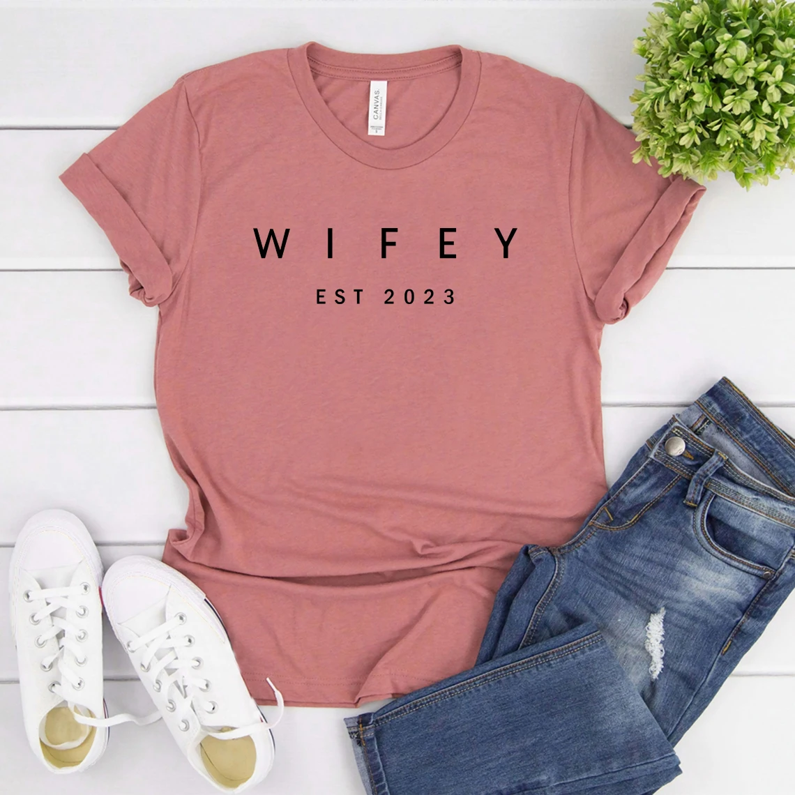 Wifey EST 2023 T Shirt Bridal Shower Gift Engagement Gift Fiance Shirt Wedding Gifts Women T-shirts Summer Top Short Sleeve Tees