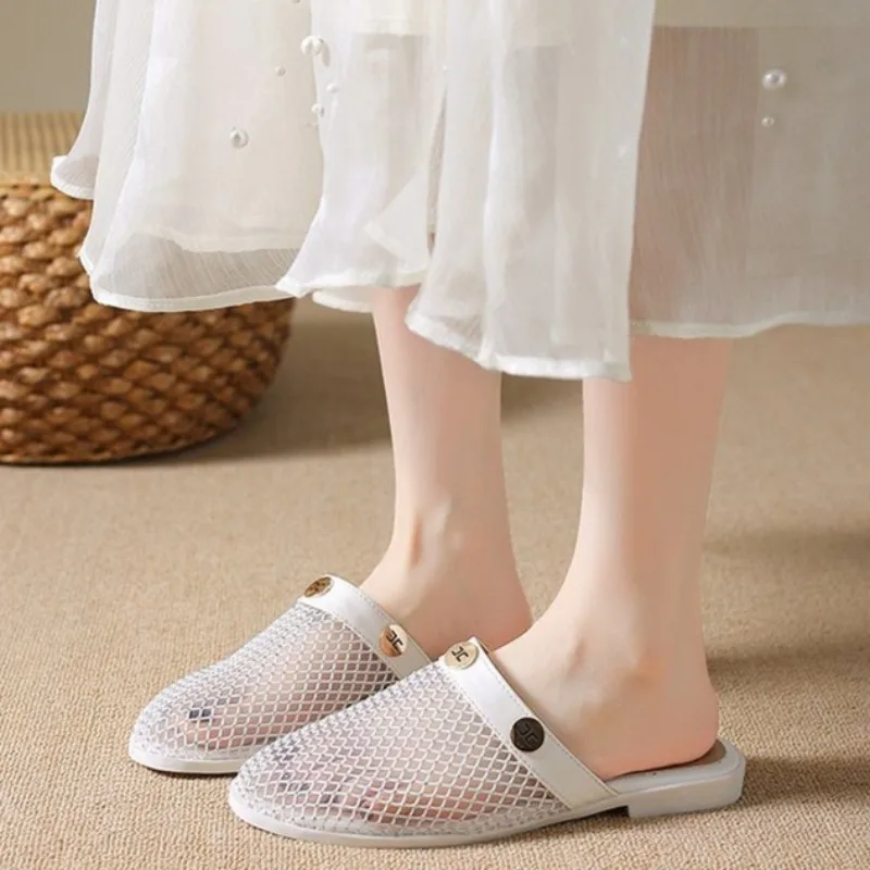 

2026 New Comfortable Hollow Flat Bottom Versatile Soft Bottom Slippers for Women's Summer Outerwear Baotou Lazy Half Slippers
