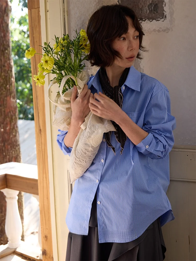 

Artistic Flip-Collar Fine-Grid Cotton Shirt about Passion Women's Loose Fit Long Sleeve Classic Style Spring Collection