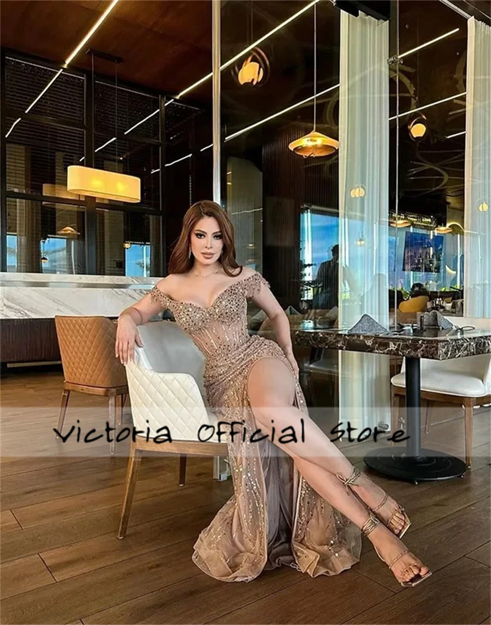 Sparkly Off The Shoulder Dubai Evening Dresses For Special Events Beaded Rhinestones Split Luxury Dresses Women 2025 Customized
