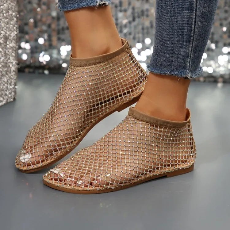 Modne damskie sandały na płaskim obcasie kryształowe sandały z siatki wędkarskiej płaska podeszwa podnóżki Roman buty imprezowe Zapatillas 2024