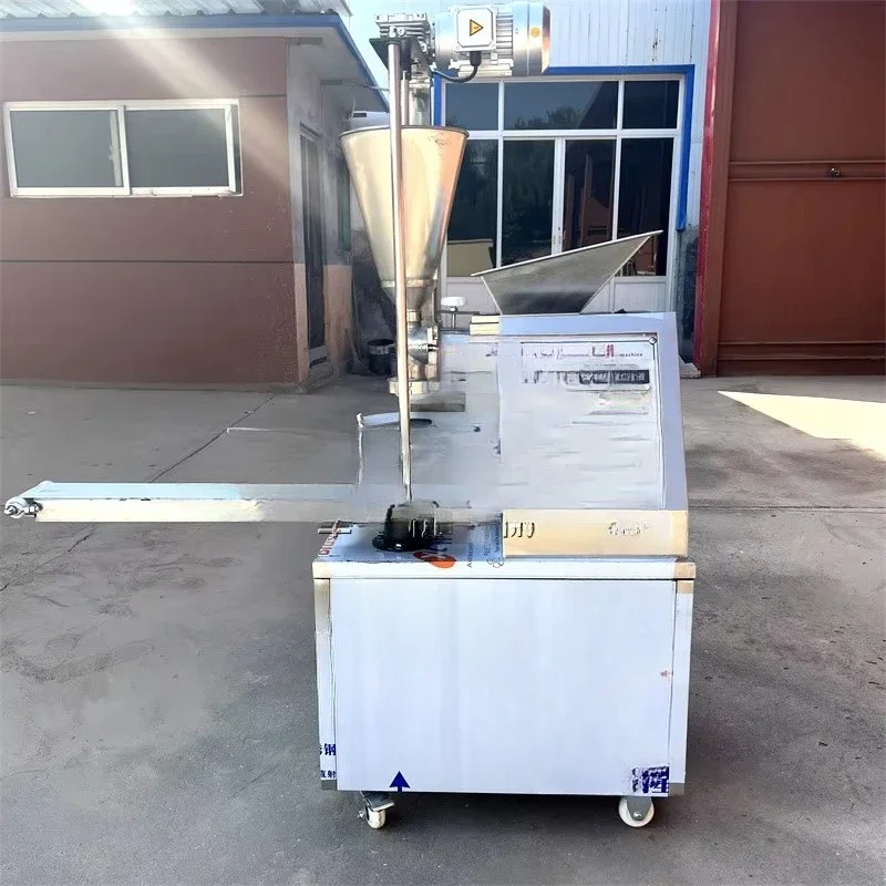 Automatic small soup dumpling grain product making machine, bun maker pie, little dragon bun filling machine
