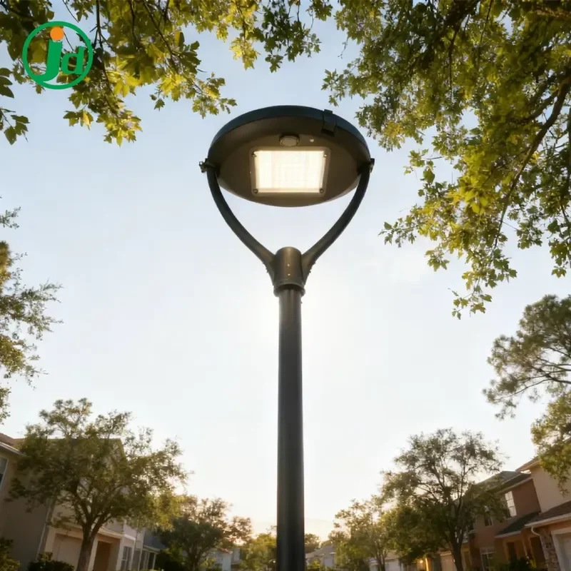IP66 Waterproof Solar Street Light Outdoor LED Lamp with Battery for Garden Road Pathway Yard Security Lighting Decoration