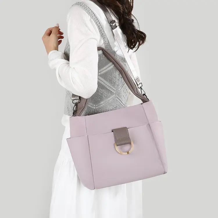 classic-designer-large-capacity-diaper-bags-for-women-elegant-minimalist-shoulder-bag-simple-leather-commuter-bag-vintage-chic