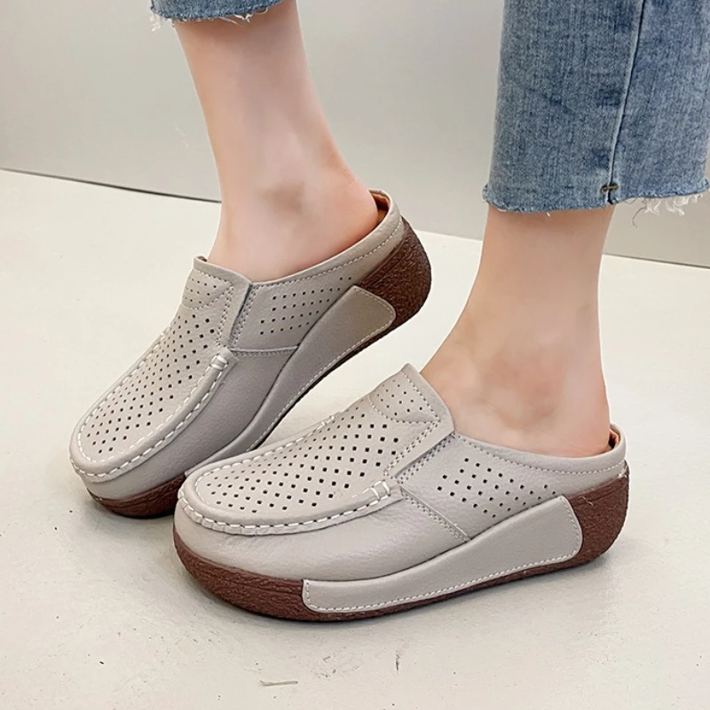 صنادل نسائية صيفية كاجوال مريحة بجزء سفلي سميك ونصف شباشب باوتو