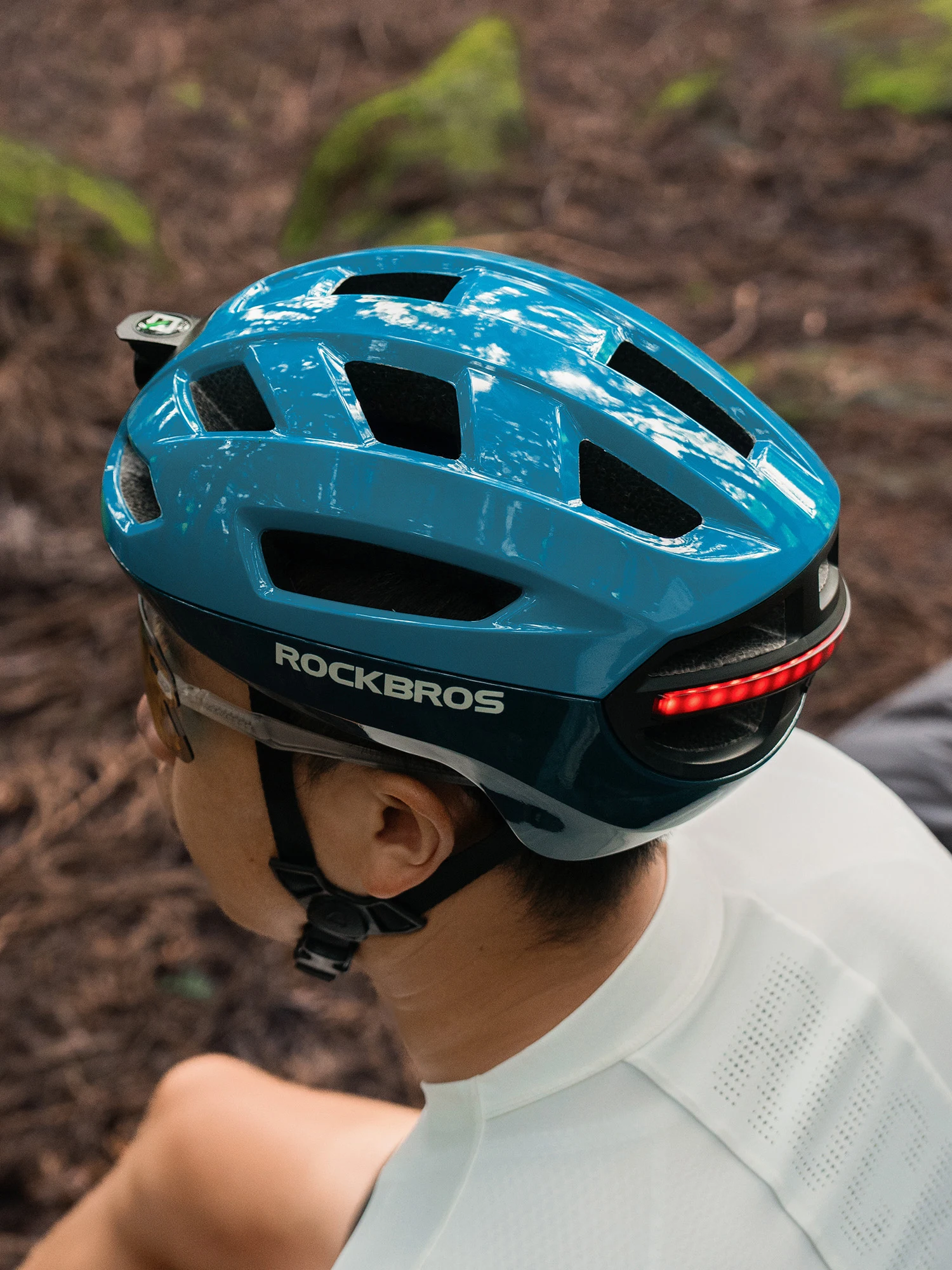 AliExpress ROCKBROS Bike Helmet Ultralight Type-C Charging Bicycle Light Helmet with Remote Control Sports Safety MTB Road Bike Cap
