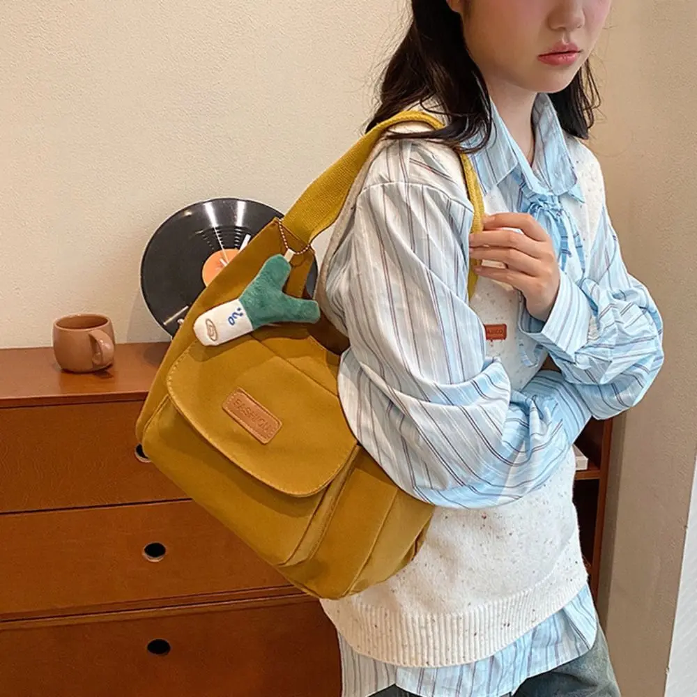 

Multi Pockets Mummy Bag with Onion Pendant Class Pack Soft Fashion Shoulder Bag Large Capacity Handbag Canvas Bag Students