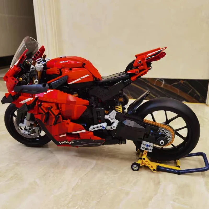 1:5 Technical V4S Motorcycle Building Blocks High-Tech City Motorbike Locomotive Modular Bricks Model Toys For Kid Gifts MOC