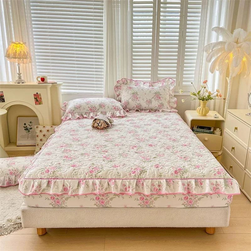 

100% Cotton Mattress Cover Floral Style Bedspread Thickened Fitted Sheet Lace Bed Linen Quilted Bed Cover (No Pillowcase)