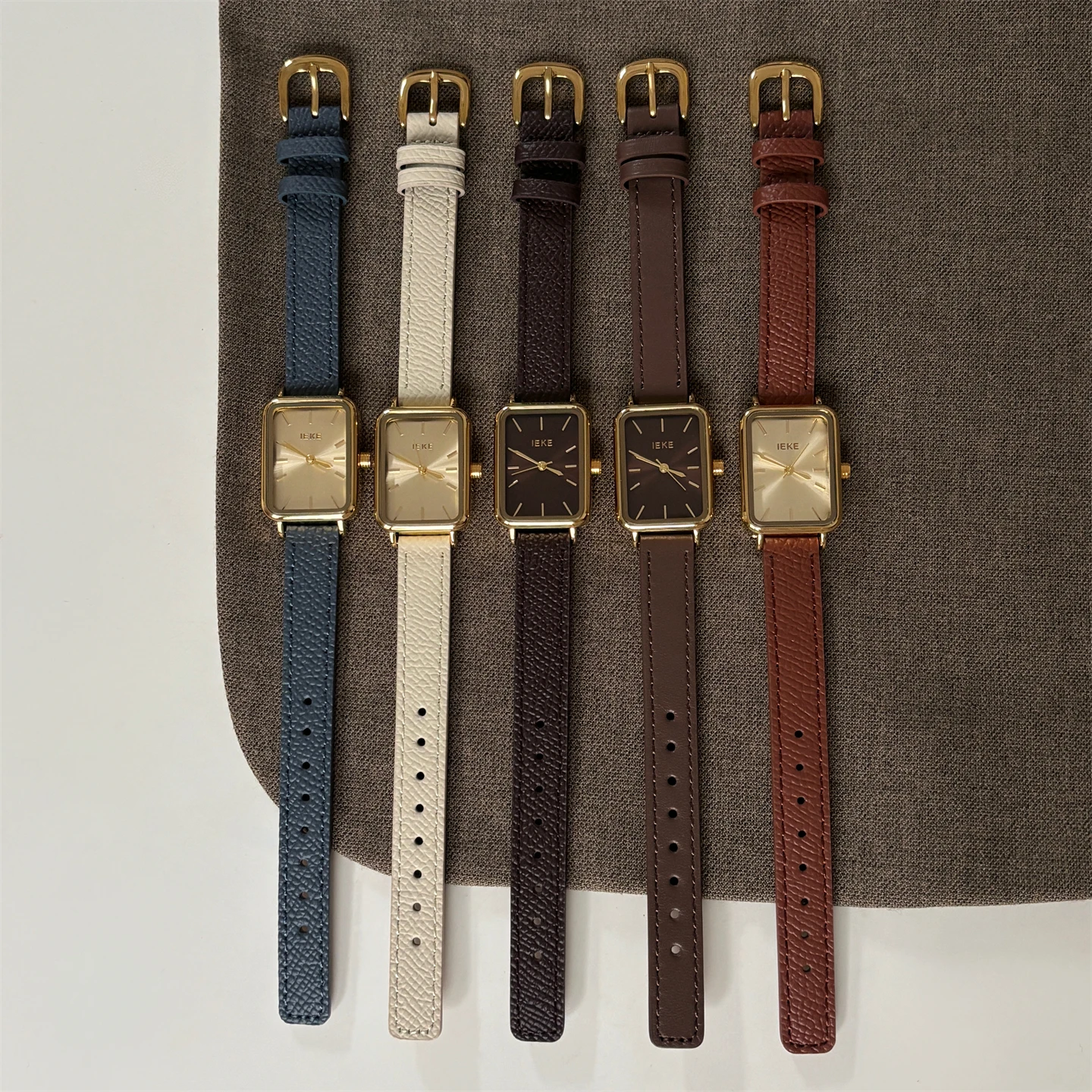 New Classic High-End Square Design Women's Watch, Retro Style, Simple, Exquisite and Stylish, Perfect Gift for Women.