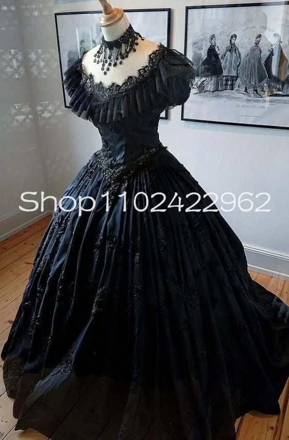 

Black Gothic Belle Victorian Prom Dresses Ruffles Neck Applique Bustle Steampunk Renaissance Masquerade Evening Gown