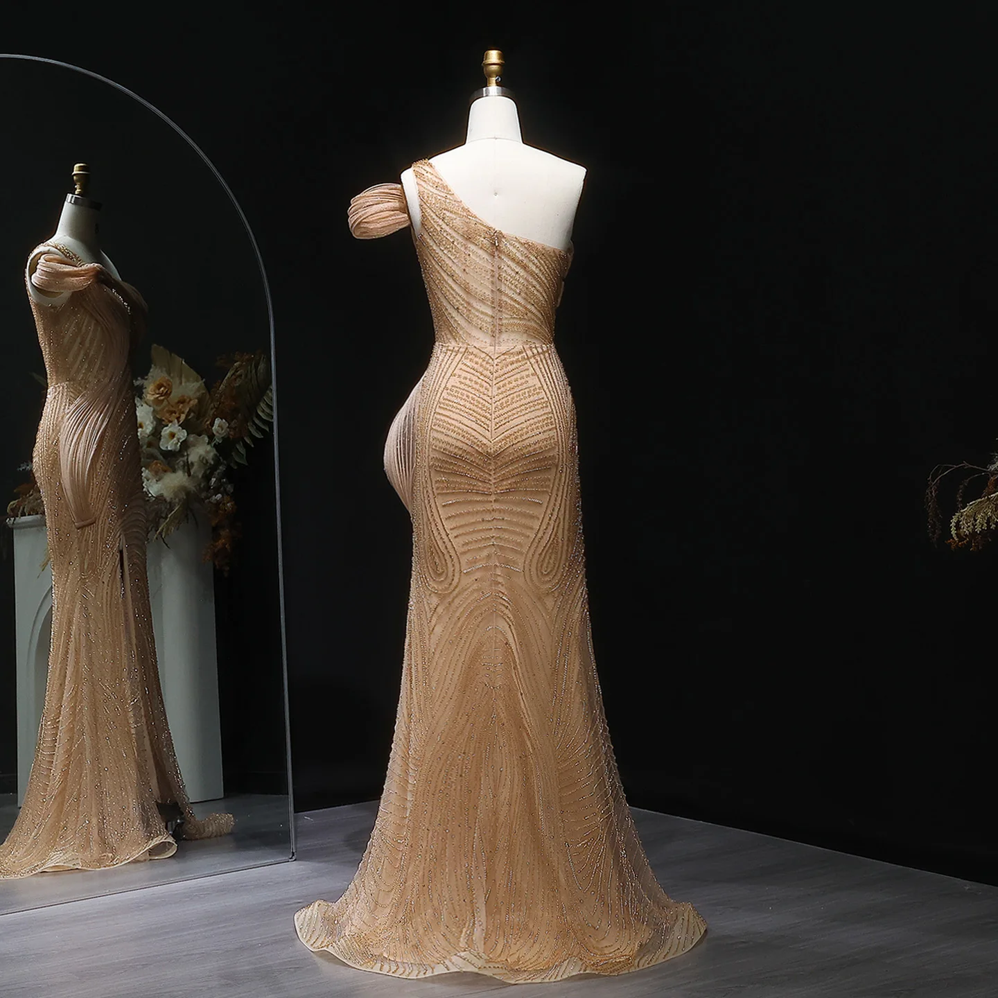 Sharon Said Dubai Luxuriöses Meerjungfrauen-Abendkleid mit einer Schulter und Seitenschlitz, Damen-Hochzeitskleid, SS088, Maßanfertigung – Detail 8