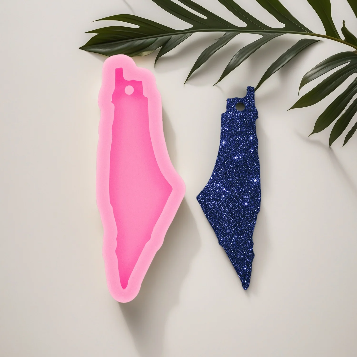 Silicone Puerto Rico map Molds Making Keychain Pendant Casting Resin Jewelry, DIY Cake Chocolate Mould