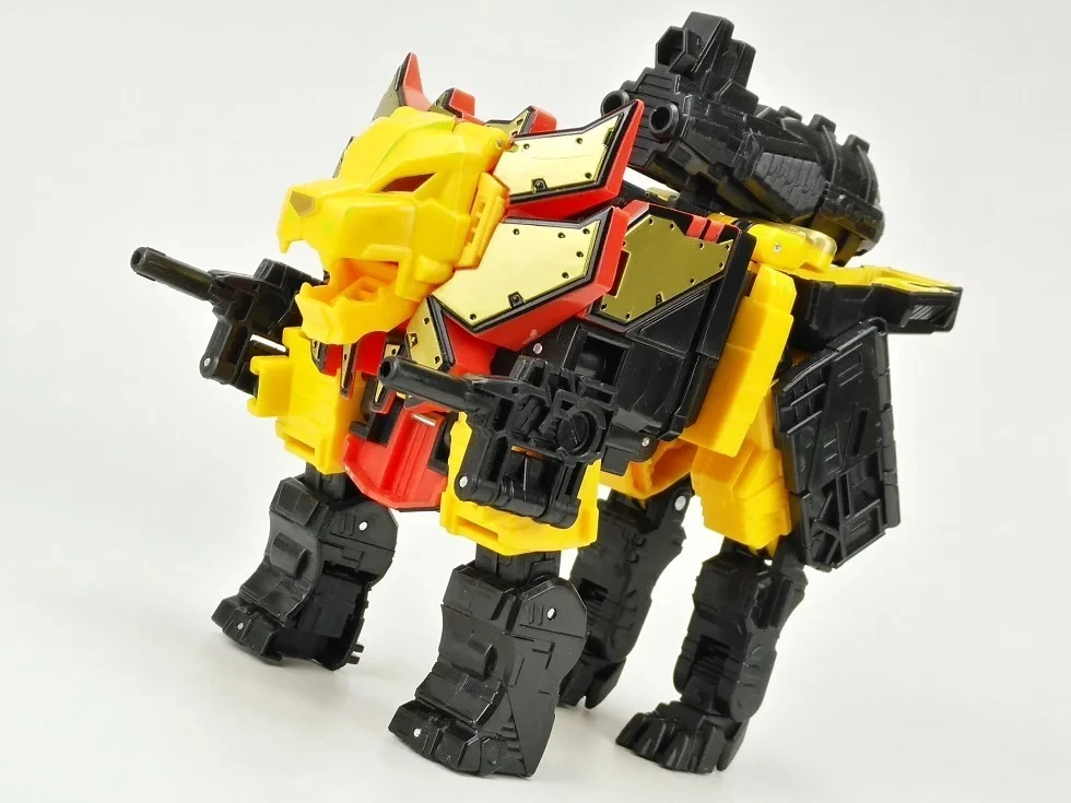 [in-stock] Hasbro Transformers Power of The Primes Generations Titan Class Pp31 Predaking Action Figure Gift Collection