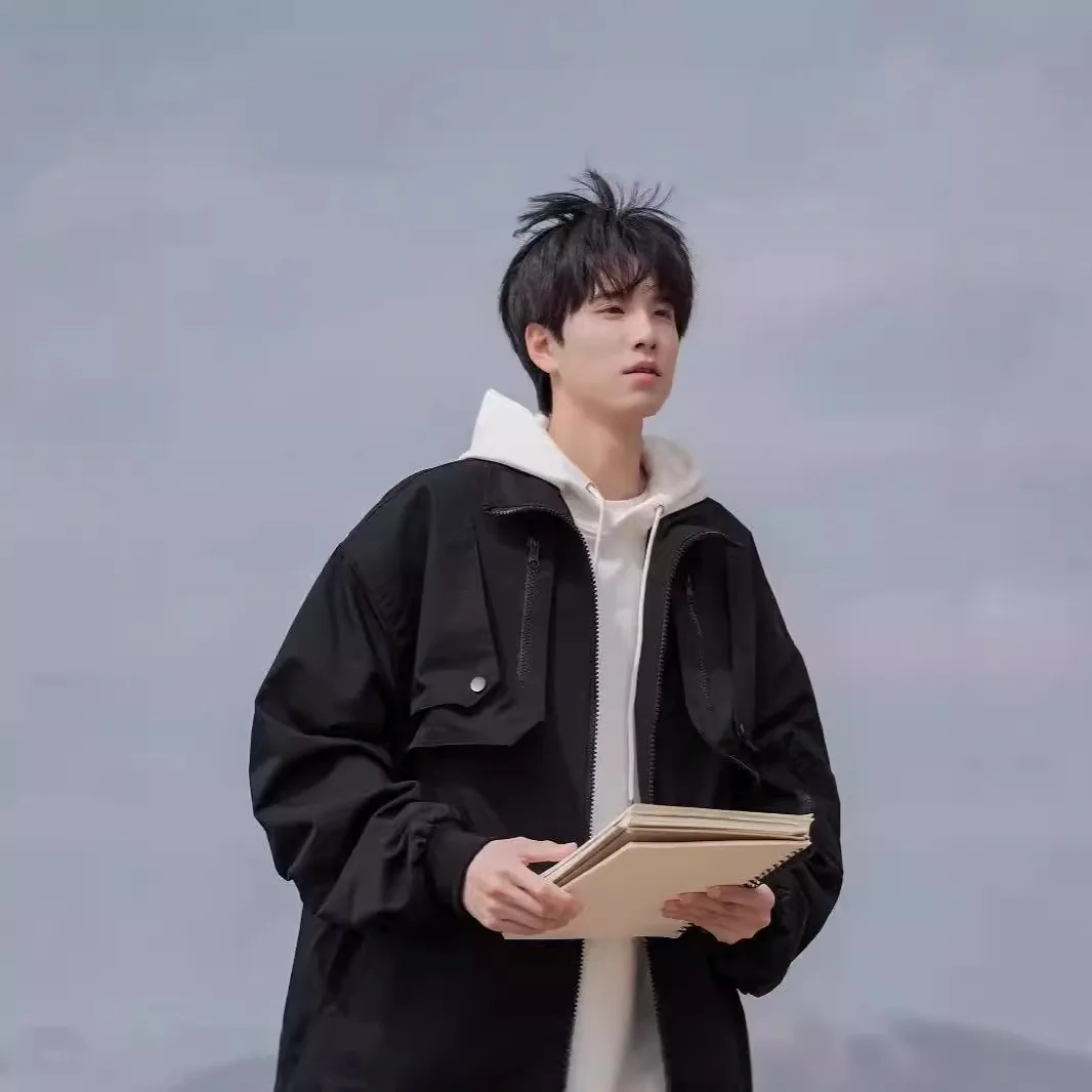 

2025 New Autumn Fashionable Stand-up Collar Flight Jacket Men Loose Casual Letter Embroidered Motorcycle Clothing Boutique