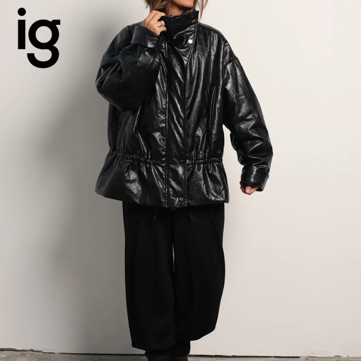 IG Women Shiny Crinkled Stand Collar Puffer Jacket, Drawstring Waist Oversized, Winter Warm Zip-Up Mid-Length Street Outerwear