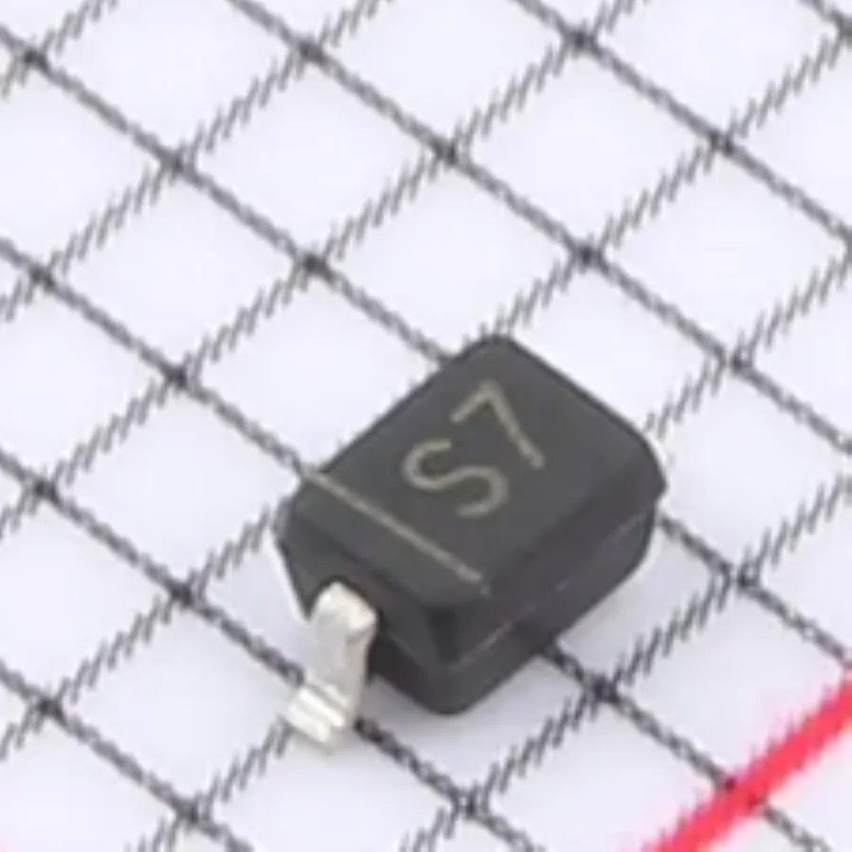 BAT42WS-7-F Marking S7 SOD-323-3 Original Schottky Diodes 1V@0.2A 30V 500nA@25V 200mA 0.2A DIODE SCHOTTKY 200MA SOD323-3 BAT42WS
