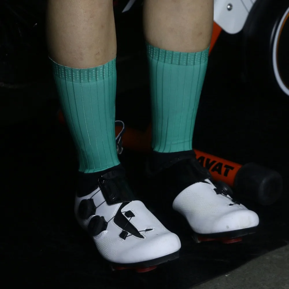 

Sweat-Absorbent Anti-Slip Sports Socks Deodorant Comfortable Men's Badminton Socks Low Breathable Towel Bottom Socks