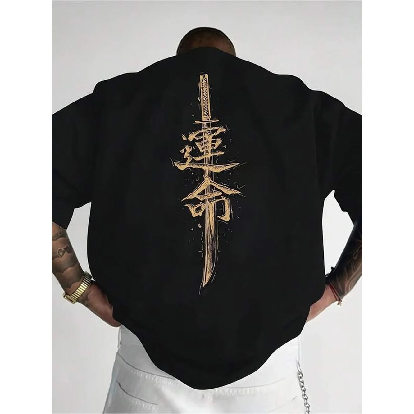 Camiseta de algodón negra vintage con gráfico de espada samurái katana y kanji para hombre, diseño Unmei Destiny con caligrafía dorada, cuello redondo, informal