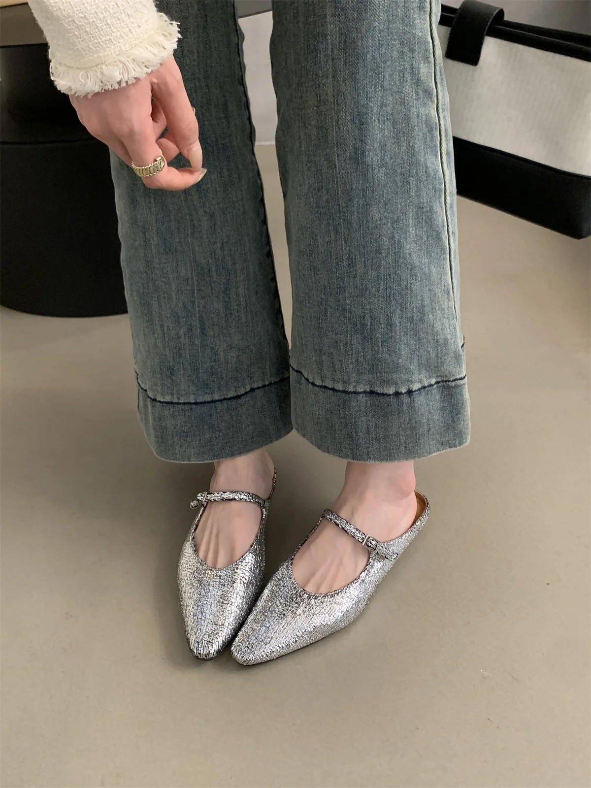 Vier Seizoen Vrouwen Muilezel Slip-On Comfortabele Wandelschoenen Elegante Puntige Neus Slipper Straat Vrije Tijd Glijbanen Jurk Flats Sandalias