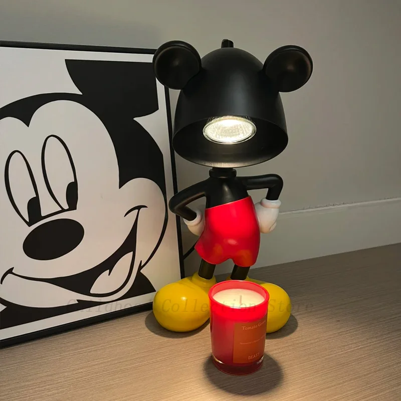 Veilleuse Disney pour décoration de chambre à coucher, lampe de table de style couple, jouets Kawaii, figurines d'action, tureMouse, Minnie Mouse, beurre, cadeau