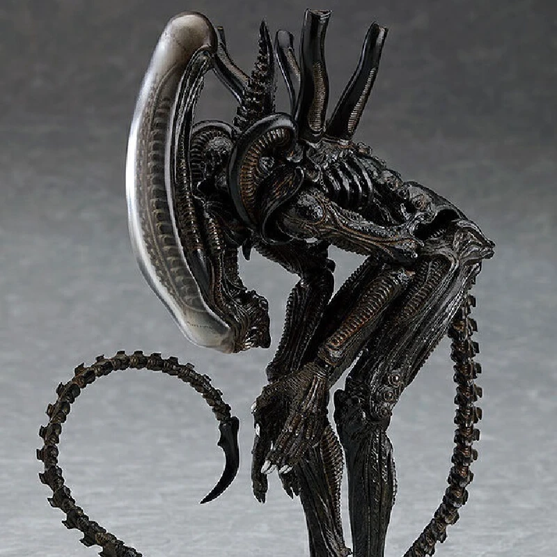 Neca  Alien Queen Dog Alien Movable Xenomorph Action Figure Aliens Vs Predator Collectible Model Toys Room Decoration Boys Gifif