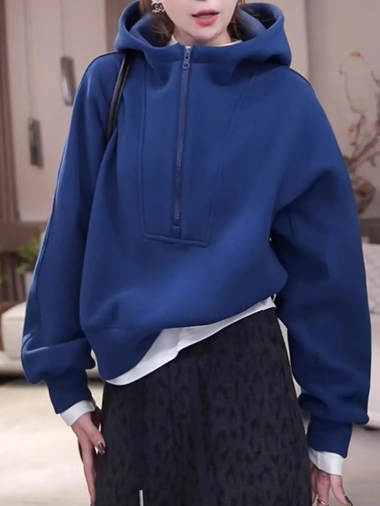 

Thiened Long Sve Women's Sweatirt Comfortable Warm Design Korean Sle Commute Camere Hoodie Autumn New Arrival