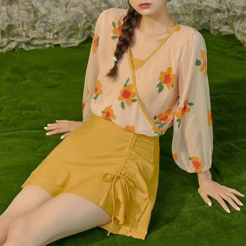 

Women's One-Piece Swimsuit Long Sve Thermal Spring Swimwear Vest Top with Chest Pad Skirt Sle Durable Polyester Nylon Lycra