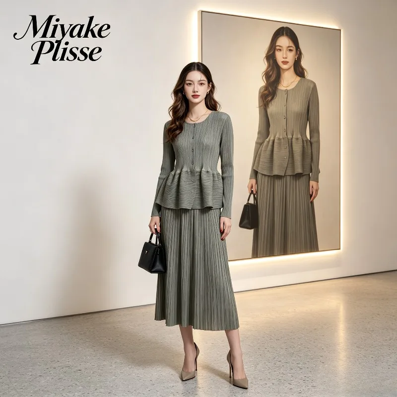 Miyake Pleated 2026 Spring and Autumn New High-End Women's Round Neck Waist-Cinched Ruffle Hem Long Sleeve Pleated Cardigan Top
