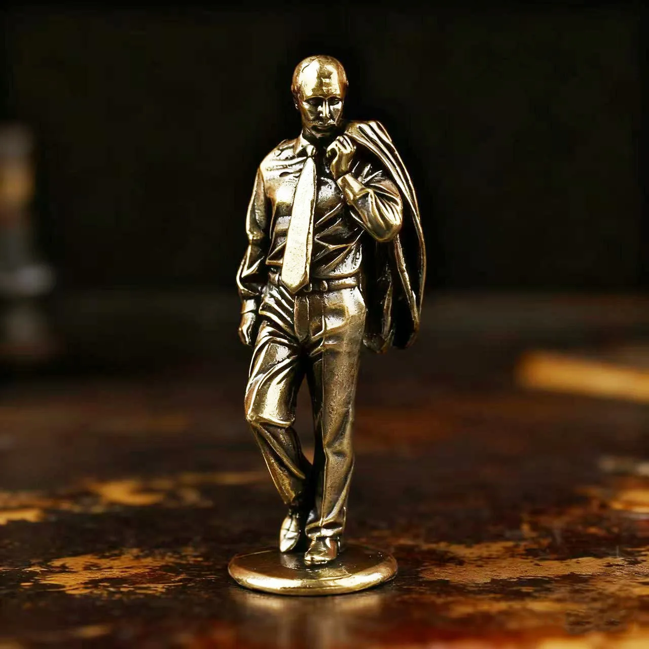 Brass suit man model ornaments bronze CEO figurine Chief Executive Officer crafts home decoration m322